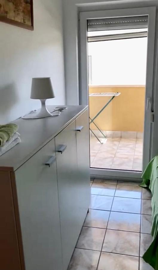 Apartament Jersani Murter Zewnętrze zdjęcie